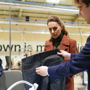 ©Alpha Press 03/02/2026
Kate Princesse de Galles Catherine Katherine Duchesse de Cambridge Middleton
Visite de la société Hiut Denim Jeans à Cardigan, Pays de Galles