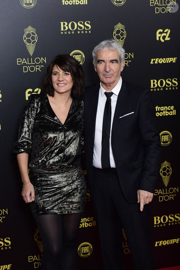 Estelle Denis et son compagnon Raymond Domenech - Cérémonie du Ballon d'Or 2019 à Paris le 2 décembre 2019. © JB Autissier/Panoramic/Bestimage
