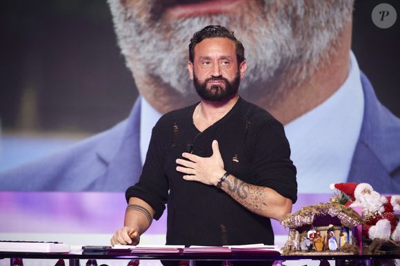 Exclusif - Cyril Hanouna, sur le plateau de l'émission TBT9 (Tout beau tout n9uf) présentée par C.Hanouna et diffusée en direct sur W9 à Paris le 1er décembre 2025. © Jack Tribeca / Bestimage