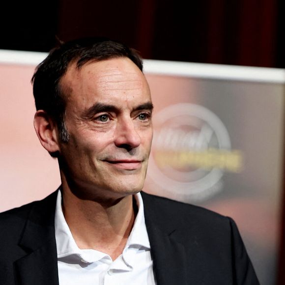 Anthony Delon au photocall de la cérémonie de remise du prix lumière de la 16ème édition du Festival Lumière à l'Amphithéâtre - Centre de Congrès à Lyon, France, le 18 octobre 2024. © Dominique Jacovides/Bestimage