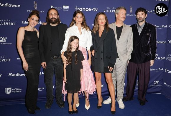 Pour le magazine "ELLE", elle explique pourquoi elle avait dit non à la série à l'époque

Fanny Sidney, Vincent Macaigne, Laetitia Casta, Camille Cottin, Thibault de Montalembert, Nicolas Maury et Elodie Batard Gaultier au photocall de la cérémonie de clôture lors de la 19ème édition du festival du film francophone d'Angoulême, France, le 29 août 2026. © Coadic Guirec/Bestimage
