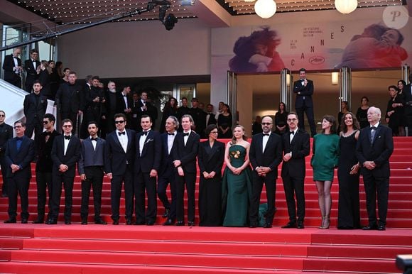 Roman Coppola, Richard Ayoade, Michael Cera, Benicio del Toro, Riz Ahmed, Rachida Dati, Alexandre Desplat, Rupert Friend, Wes Anderson, Mia Threapleton, Jeffrey Wright, Benedict Cumberbatch, Charlotte Gainsbourg, Antonia Desplat et Bill Murray assistent à la première du film The Phoenician Scheme lors du 78ème Festival de Cannes à Cannes, France. 18 mai 2025. Photo par Doug Peters/PA Wire