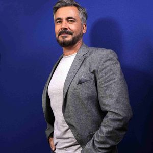 L'animateur télé prend ainsi des décisions en accord avec son coeur. Il a notamment quitté France Télévisions pour le groupe M6...

Olivier Minne pose lors d'une séance de portrait à Paris, France, en septembre 2018. Photo par Vim/Abaca