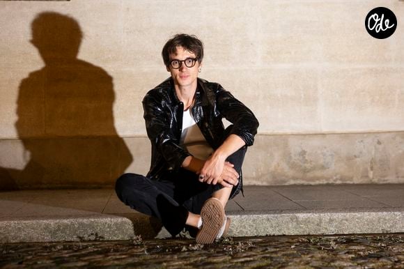 Il donne aujourd'hui des cours de chansons aux amateurs.
Pierre Guénard en rendez-vous avant le grand concert hommage au poète chanteur Claude Nougaro organisé par la mairie de Toulouse en partenariat avec France Bleu Occitanie et France 3 Occitanie, sur la place du Capitole à Toulouse, France, le 8 septembre 2024. © Frédéric Maligne/Bestimage