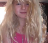 Les images montrent la princesse avec perruque blonde et produits dérivés de la série.

Alexandra de Hanovre a dévoilé des images de son enfance, révélant être fan de "Hannah Montana". Capture d'écran Instagram