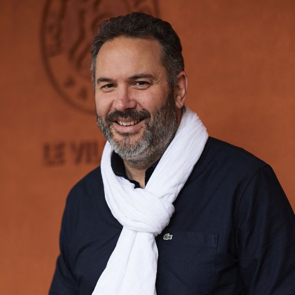 Bruce Toussaint - Les célébrités au village lors des Internationaux de France de tennis de Roland Garros 2024 à Paris. Le 5 juin 2024.  © Jacovides-Moreau/Bestimage