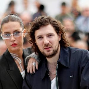 Adèle Exarchopoulos et Vincent Lacoste au photocall du film "Mariage Au Goût D'Orange" lors du 79ème Festival International du Film de Cannes, le 20 mai 2026. 

© Jacovides-Moreau/Bestimage