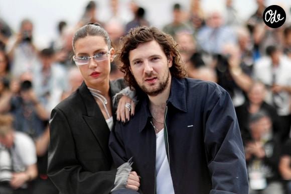 Adèle Exarchopoulos et Vincent Lacoste au photocall du film "Mariage Au Goût D'Orange" lors du 79ème Festival International du Film de Cannes, le 20 mai 2026. 

© Jacovides-Moreau/Bestimage