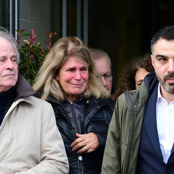 Franz-Olivier Giesbert - Obsèques de J-F.Kahn dans la salle polyvalente de Mussy-sur-Seine, le 29 janvier 2025. Après cet hommage civil en présence de ses proches et notamment du Premier ministre F.Bayrou, le journaliste, décédé le 22 janvier 2025 à 86 ans, sera inhumé dans le cimetière communal dans la plus stricte intimité.
© Romain Doucelin / Bestimage