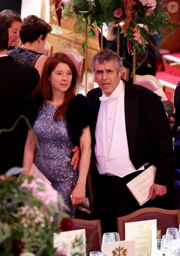 Photo : Julien Clerc et sa compagne Hélène Grémillon lors d'un banquet  d'état à Guildhall, Londres le 9 juillet 2025. Le couple présidentiel  français est en voyage officiel au Royaume Uni pour