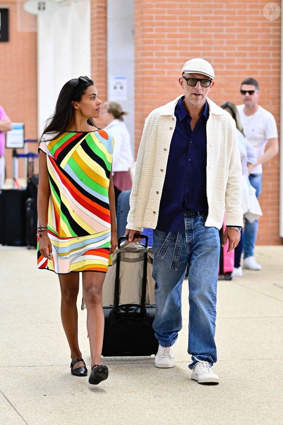 Vincent Cassel et son ex-femme Tina Kunakey arrivent à l'aéroport de Venise-Marco Polo lors de la 79ème édition du festival international du film de Venise (La Mostra), Italie, le 2 septembre 2022. ©Backgrid UK/ Bestimage