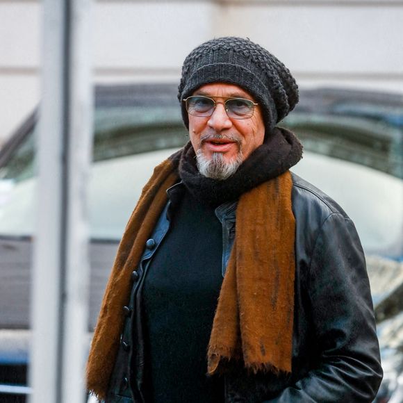 Le chanteur vient d’acheter une maison dans une petite commune en Côte-d’Or

Florent Pagny arrive pour l'enregistrement de l'émission "Vivement Dimanche", présentée par M.Drucker et diffusée sur France 3 le 26 novembre, au Studio Gabriel à Paris, France, le 14 novembre 2023. © Christophe Clovis/Bestimage