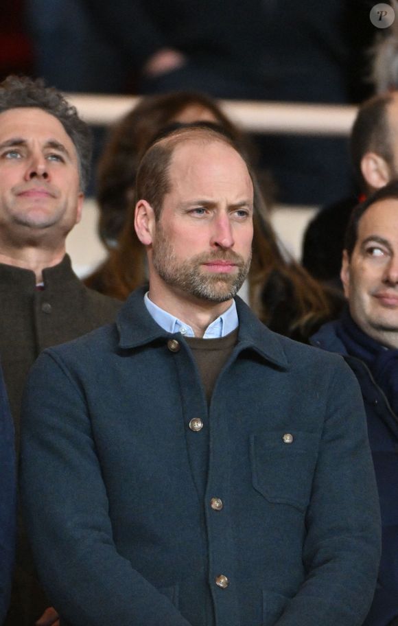“Il y a bien longtemps à l’école, je me suis beaucoup intéressé au football et je cherchais un club à soutenir”, explique le prince William à BBC Sport

Le prince William, prince de Galles assiste en tribune à la 7ème journée de Ligue des Champions 2024/2025 opposant l'AS Monaco à Aston Villa au stade Louis II de Monaco, le 21 janvier 2025. © Bruno Bebert/Bestimage