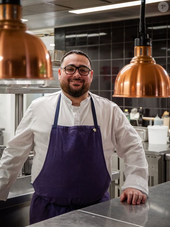 Il y ouvrira un restaurant éphémère le long des quais pour une durée de quatre mois.

Alexy Algar-Denos, candidat de "Top Chef 2026".