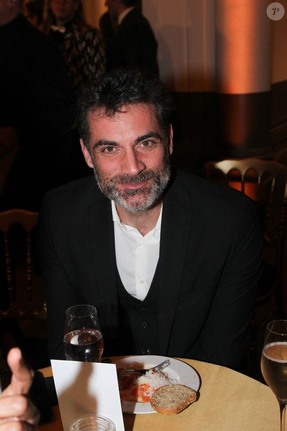 Exclusif - Gil Alma - Photocall de la soirée de gala "Enfance Majuscule" au profit de l'enfance maltraitée à la Salle Gaveau à Paris le 10 décembre 2025. © BALDINI / BESTIMAGE