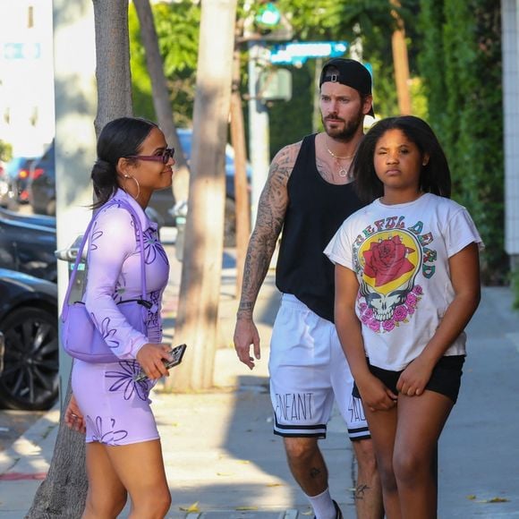 Exclusif - Christina Milian fait du shopping avec sa fille Violet et son mari Matt Pokora (M. Pokora) à Los Angeles le 6 avril 2022. © Backgrid USA / Bestimage