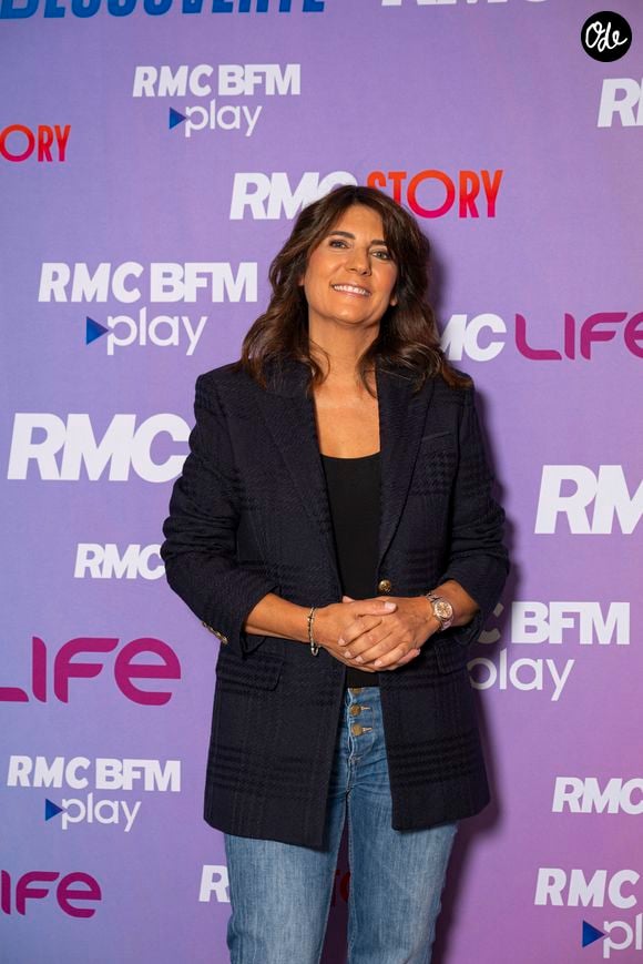 Le patron des chaînes RMC évoque des "sujets trop angoissants dans une époque qui l'est encore plus".

Estelle Denis lors de la conférence de presse de rentrée des chaînes du groupe RMC-BFM à Paris, le 17 septembre 2025.
Pierre Perusseau / Bestimage