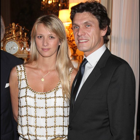 1er octobre 2007 - Paris, France - Archives - Marc Lavoine et son épouse Sarah lors de la remise des prix "Les 3 Coups de l’Angélus 2007", organisée à l’hôtel de Crillon par Château Angélus, premier grand cru classé de Saint-Émilion. Photo : Olivier Borde / Bestimage
