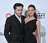 Malgré leur brouille, il a inclus Brooklyn Beckham dans cette publication familiale.

Brooklyn Beckham et Nicola Peltz Beckham à leur arrivée à la 34e soirée annuelle de visionnage des Oscars organisée par la Fondation Elton John contre le sida, qui s'est tenue au West Hollywood Park le 15 mars 2026 à West Hollywood, en Californie.
 Photo de Starbuck/ AFF/ABACAPRESS.COM