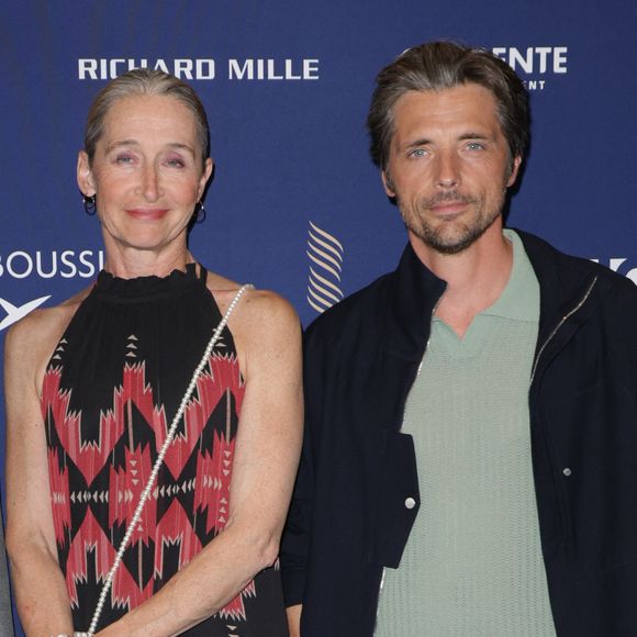 Anne Brochet et Raphaël Personnaz lors de la soirée d'ouverture avec la projection du film "La femme la plus riche du monde" lors de la 18ème édition du Festival Film Francophone (FFA) à Angoulême le 25 août 2025.

© Coadic Guirec / Bestimage
