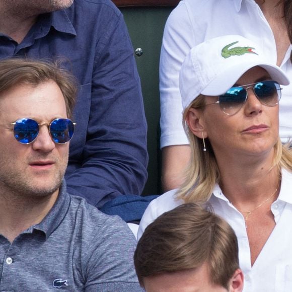 Laurence Ferrari et son mari le violloniste Renaud Capucon dans les tribunes lors des Internationaux de France de Tennis à l'arène Roland-Garros le 02 juin 2018 à Paris, France. Photo par Nasser Berzane/ABACAPRESS.COM