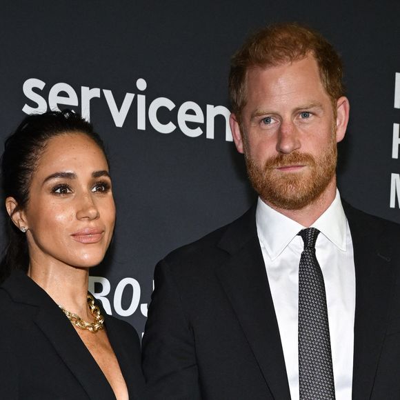 Le prince Harry, duc de Sussex et Meghan Markle, duchesse de Sussex, lors du 3ème gala annuel du projet "Healthy Minds" aux Spring Studios à New York City, New York, Etats-Unis, le 9 octobre 2025. © NDZ/StarMax/Bestimage