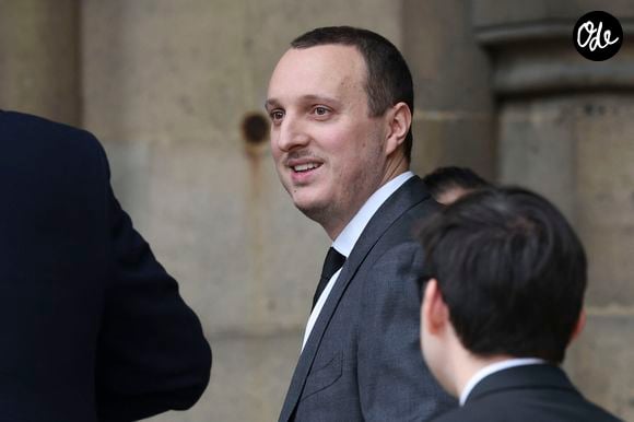 Son petit-fils Martin a également pris la parole pour saluer la force de sa grand-mère.

Martin Rey-Chirac aux funérailles de B. Chirac à la basilique Sainte-Clotilde à Paris (7e) le 12 juin 2026. L’ancienne première dame de France est décédée le 5 juin 2026 à l’âge de 93 ans. © Michael Baucher/Psnewz/Bestimage