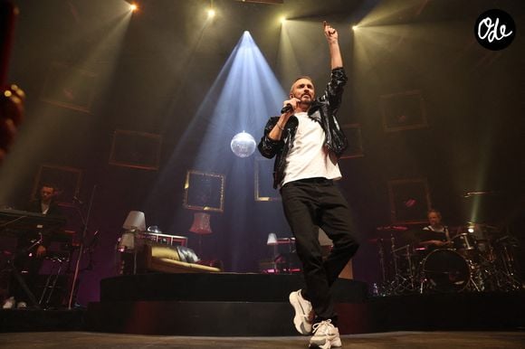 Christophe Willem se produit au festival Confluence le 15 février 2024 à Avignon, en France. Photo : Jérôme Domine/ABACAPRESS.COM