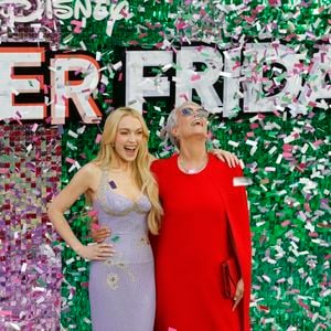 Jamie Lee Curtis et Lindsay Lohan, à Londres lors de la première du film 'Above', le 31 juillet 2025.

Photo par Backgrid UK/ Bestimage