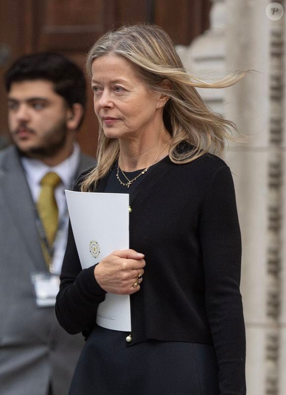en la prestigieuse abbaye de Westminster.

Lady Helen Taylor - Arrivée du cercueil de la duchesse de Kent en l'abbaye de Westminster à Londres le 15 septembre 2025 Dana Press / Bestimage