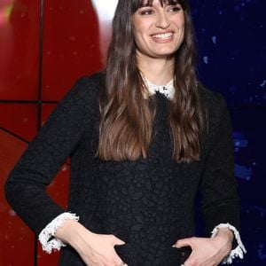 Clara Luciani à la première du film "Joli Joli" au cinéma UGC Ciné Cité Les Halles à Paris, le 3 décembre 2024.
© Denis Guignebourg/Bestimage