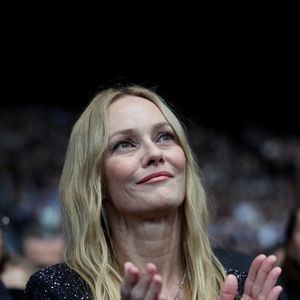 Vanessa Paradis lors de la 15ème édition du festival Lumière à Lyon le 12 octobre 2024. Au cours de la cérémonie, le réalisateur C.Gavras a reçu le prix Lumière spécial des mains de T.Burton pour célébrer sa carrière et son cinéma engagé. © Dominique Jacovides / Bestimage