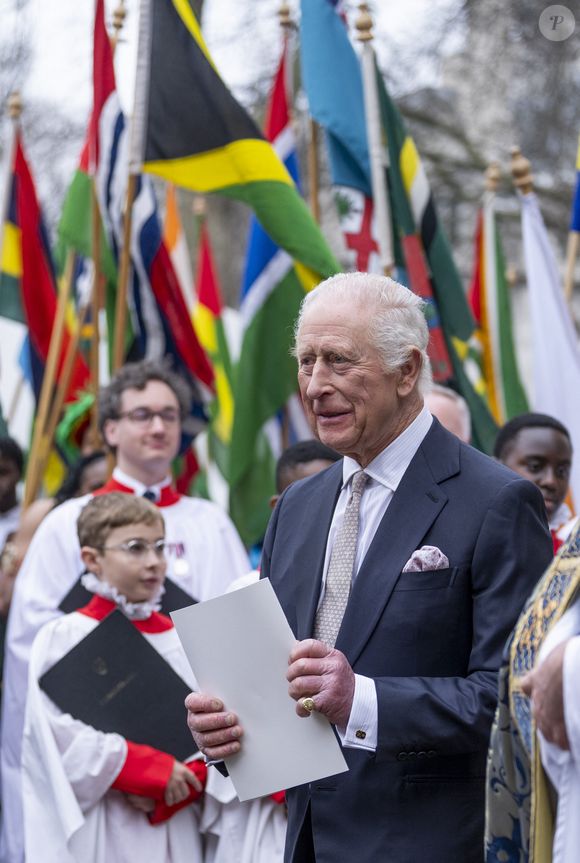 Bien que sa fortune s'élève à 747 millions de dollars,

10 mars 2025 : Charles III pour la célébration du Commonwealth Day à l'abbaye de Westminster

Photo : GOFF INF / BESTIMAGE