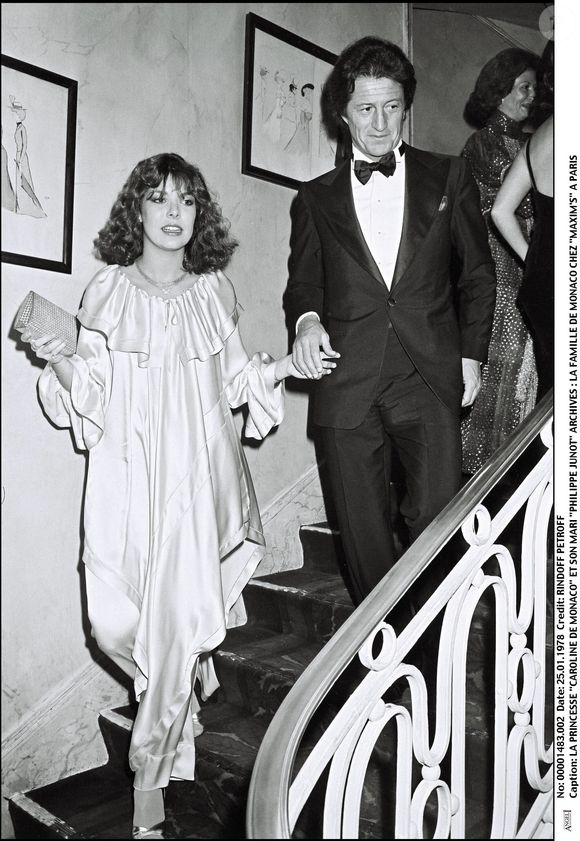Caroline de Monaco avec Philippe Junot chez Maxim's à Paris en 1978.
©BERTRAND RINDOFF PETROFF / BESTIMAGE