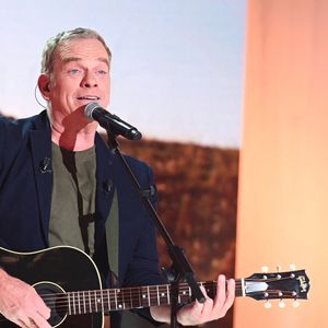 Exclusif - Garou - Enregistrement de l'émission Vivement dimanche au studio Rive Gauche, présentée par M.Drucker, diffusée le 07 septembre 2025 sur France 3.  © Guillaume Gaffiot / Bestimage