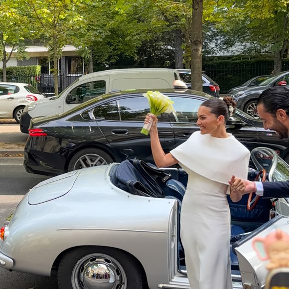 De quoi émerveillé le jeune époux lors de leur retrouvaille avant la mairie. 

Arrivées au mariage civil de Thylane Blondeau et Benjamin Attal à la mairie du 16ème arrondissement de Paris le 29 juin 2026.

© Bestimage