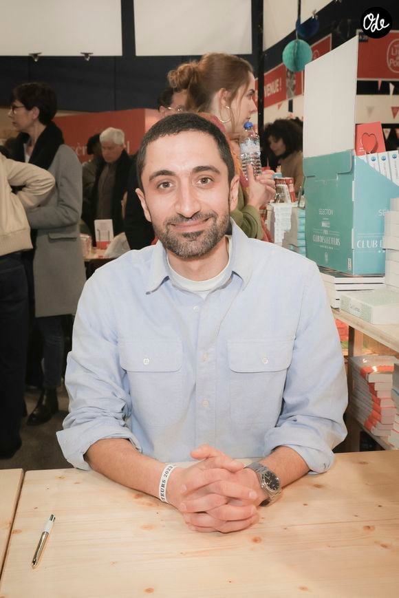 Jimmy Mohamed au Festival du Livre de Paris 2023 au Grand Palais Éphémère le 23 avril 2023.

© Jack Tribeca / Bestimage