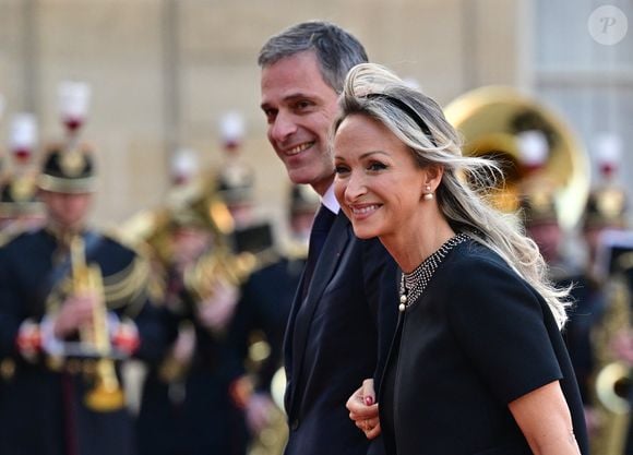 "Ce rachat va nous permettre de conforter notre pôle de divertissement. Avec Chérie 25, qui sera probablement renommée, nous avons l’ambition de constituer un bloc de chaînes de divertissement référentes, dont les identités sont fortes et complémentaires".

Rodolphe Saadé (Pdg de CMA-CGM et sa femme Véronique Albertini-Saadé - Arrivées au dîner d'état au palais de l'Elysée à Paris donné en l'honneur du roi et de la reine de Danemark le 31 mars 2025.

© Christian Liewig / Bestimage