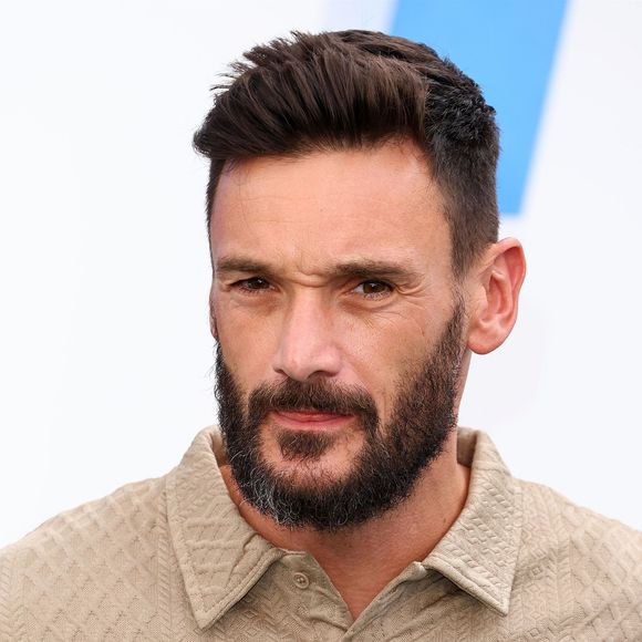 À 16 ans, Anna-Rose Lloris, la fille aînée de Hugo et Marine Lloris, se passionne pour le chant 

Des célébrités assistent à l'avant-première du film Netflix « The Hawk » au Directors Village à Los Angeles, en Californie. Sur la photo 
Backgrid USA / Bestimage