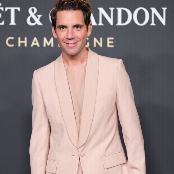 Ils semblent ravis de cette organisation

Michael Holbrook, mieux connu sous le nom de Mika, assiste au photocall de la soirée Moet Chandon au Palacio de Cibeles à Madrid. Photo par Atilano Garcia/SOPA Images/SPUS/ABACAPRESS.COM