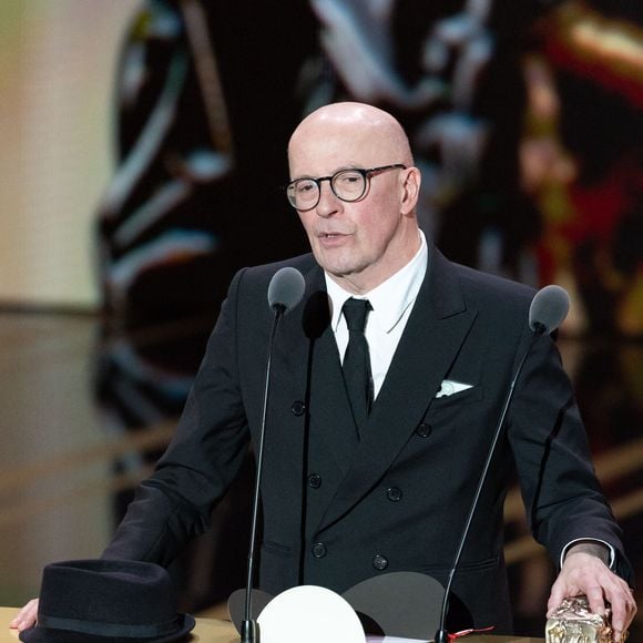 Jacques Audiard (César de la meilleure adaptation pour "Emilia Perez") - Cérémonie de la 50ème édition de la cérémonie des César à l'Olympia à Paris, France, le 28 février 2025 © Dominique Jacovides - Olivier Borde / Bestimage