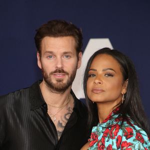 C'est dans le sud de la France là où tout a commencé entre eux que Christina Milian et M. Pokora ont célébré les 8 ans de leur histoire d'amour. 

Matt Pokora et sa femme Christina Milian au photocall lors de la première du film "Ambulance" à Los Angeles. Broadimage / Bestimage