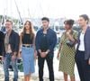 TF1 et STUDIO TF1 ont été informés, vendredi 17 juillet 2026, d’une violente altercation impliquant deux comédiens de la série Ici tout commence, qui s’est déroulée en marge du tournage.

Aurélie Pons, Stéphane Blancafort, Zoï Sévérin, Janis Abrikh, Margaux Aguilar et Tom Darmon au photocall de la série "Ici Tout Commence" lors de la 25ème édition du Festival de la fiction de la Rochelle, France. © Denis Guignebourg/BestImage