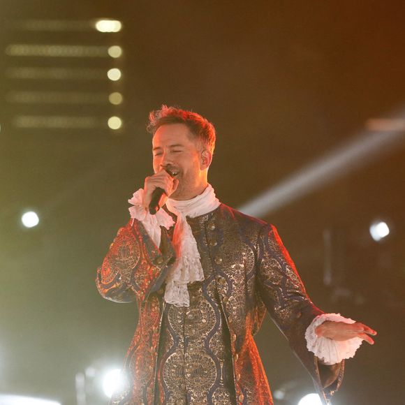 Mais qu'en est-il de son avenir ?

Exclusif - Emmanuel Moire dans la troupe de la comédie musicale "Le Roi Soleil" - Tournage de l'émission "La grande soirée du 31 décembre de Paris" au Musée du Quai Branly à Paris, diffusée le 31 décembre sur France 2
© Christophe Clovis / Bestimage