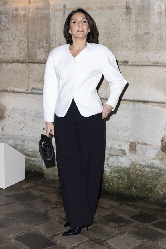 Les photographes ont également aperçu Florence Foresti.

Florence Foresti lors du Photocall du Défilé de mode Jacquemus Collection Hommes Automne Hiver Printemps-Été dans le cadre de la Fashion Week de Paris, France, le 25 janvier 2026.
 
© Olivier Borde / Bestimage