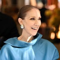 "Elle m'a demandé mon nom" : Céline Dion presque sans voix après la prestation d'un fan, le jeune homme va faire des envieux