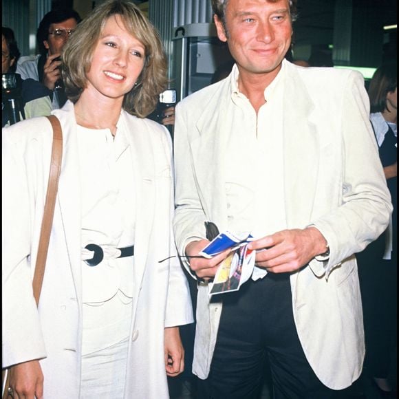 “Oui, ça fait bizarre de savoir Johnny Hallyday en Creuse, mais en même temps, il était vraiment très heureux”, confie Laura Smet à Paris Match

Archives - Nathalie Baye et Johnny Hallyday.