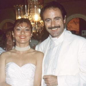 Michel Delpech et sa femme Geneviève au mariage de Eddie Barclay et Cathy Esposito le 21 juin 1984.