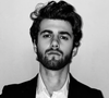 Arthur travaille dans le milieu du cinéma et de la télévision.

Arthur Guérineau sur Instagram.