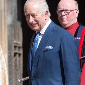 Le roi Charles III arrive pour un service de Pâques à la chapelle St. George, château de Windsor, Londres, Angleterre, Royaume-Uni, le dimanche 20 avril 2025. Photo par Justin Ng /Avalon/ABACAPRESS.COM